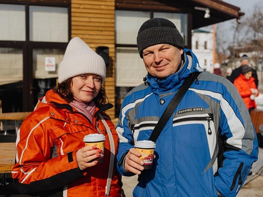 Держатель-капхолдер для стаканов