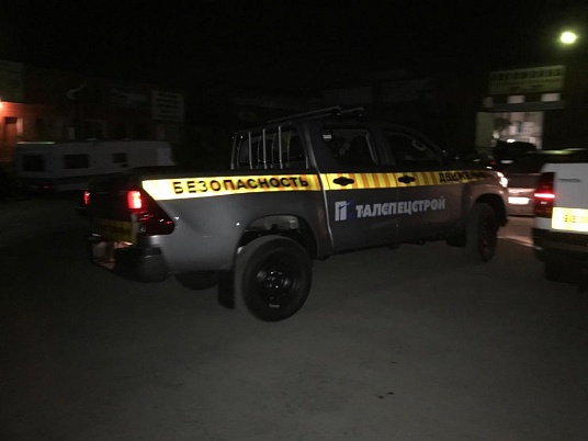 Брендирование автомобилей сопровождения прикрытия под ключ