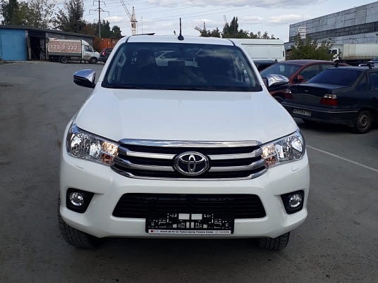 Брендирование автомобилей сопровождения прикрытия под ключ