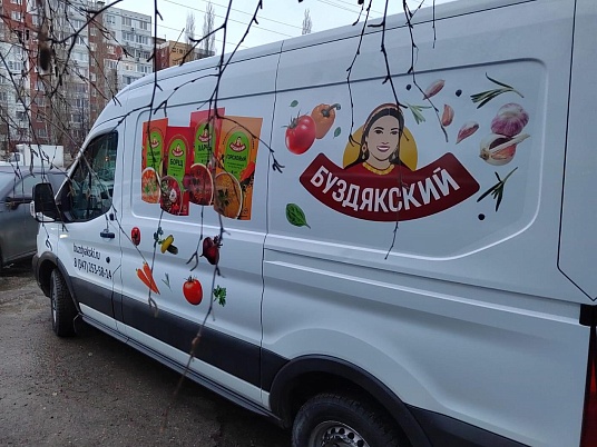 Изготовление наклеек на автомобиль