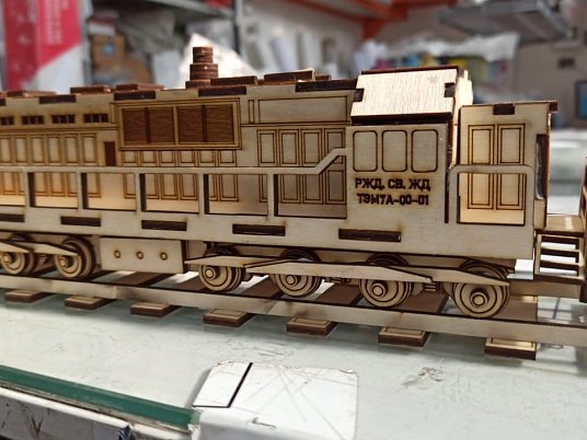 Игрушки из дерева