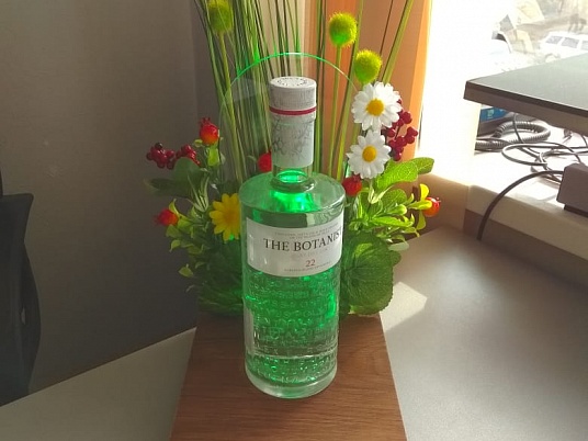 Подставка под алкоголь на заказ