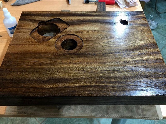 Проигрыватель виниловых пластинок